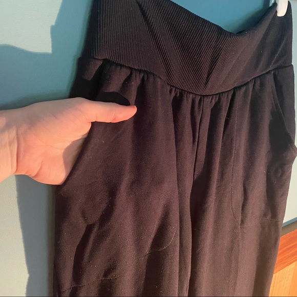 Nike Yoga Joggers - Picture 4 of 5